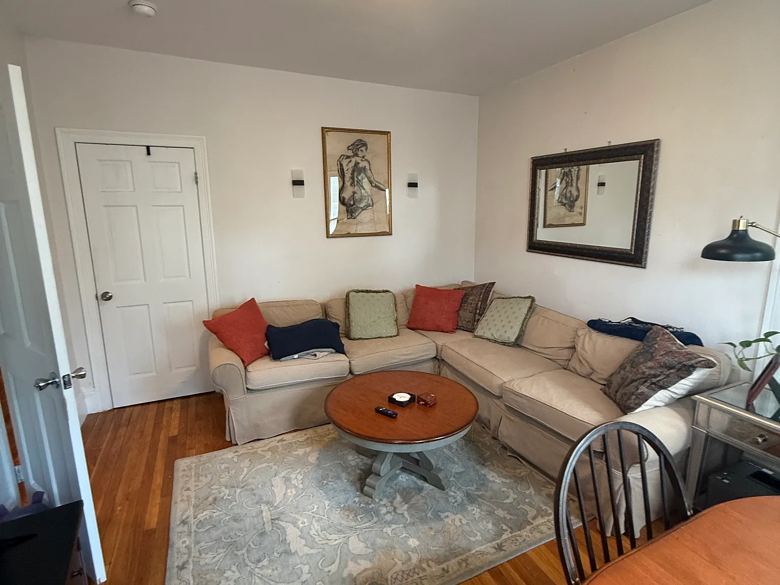 3 bed, 1200 sqft, $4,500 — Photo 4