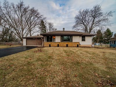 28W544 Forest View Ave S, Warrenville, IL, 60555