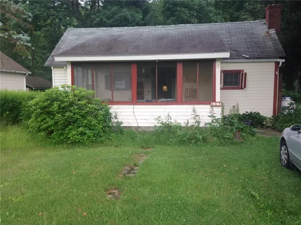 557 Brigade Ln, Ligonier, PA 15658