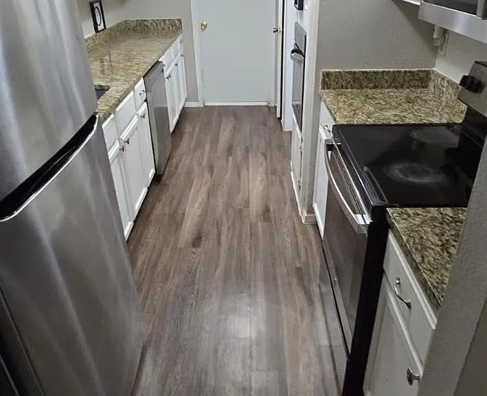 1419 Twining Oaks Ln — Photo 14