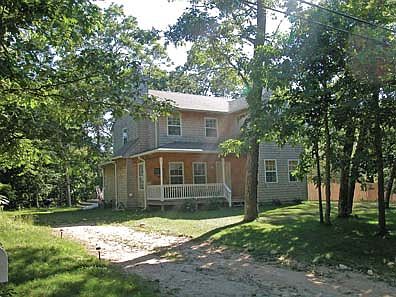 1st image of 6 Chapel Ln