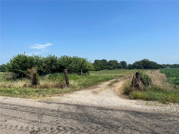 N McGee Rd, Catlin, IL 61817