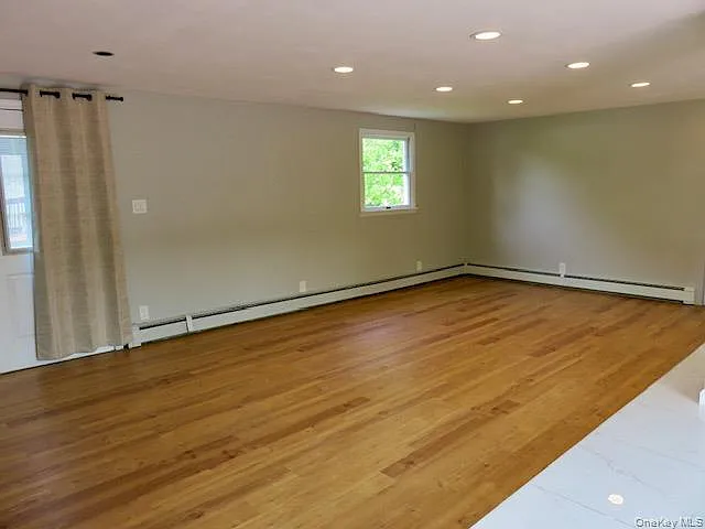 10 Elderwood Ln — Photo 10