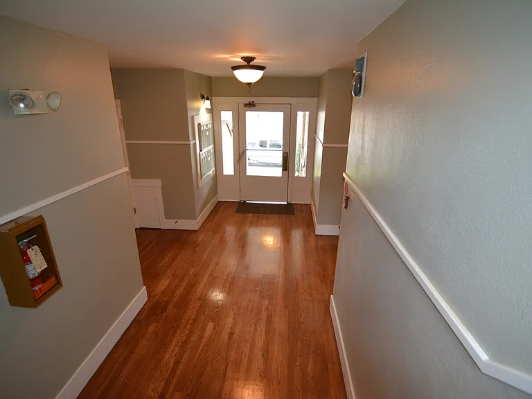 1402 Earnest S Brazill St #C — Photo 12
