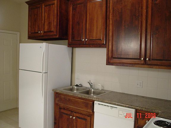 3rd image of 623 NW 7th St