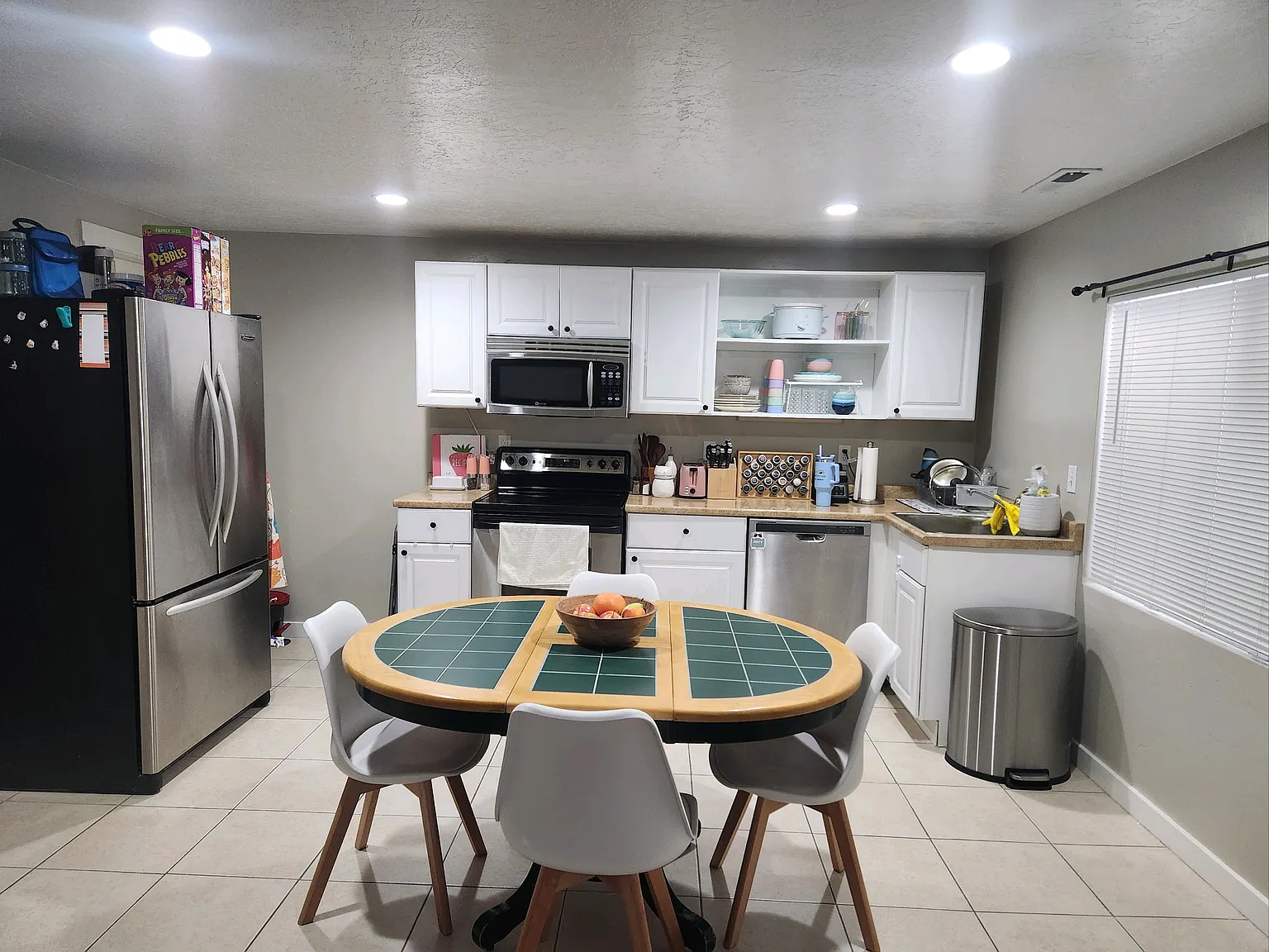 2 bed, 900 sqft, $1,250 — Photo 4