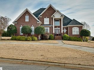 680 Driftwood Dr, Greer, SC 29651