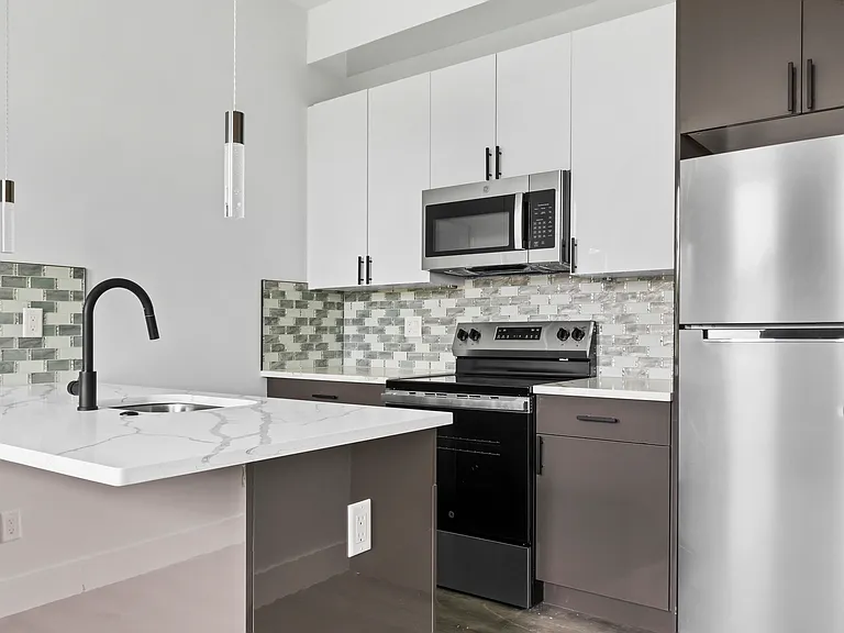 1515-19 W Dauphin St #4 — Photo 4