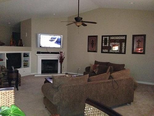 2nd image of 8527 Shinkle Dr