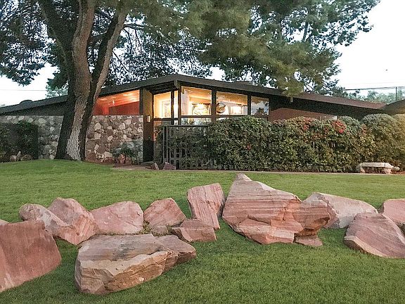 3rd image of 2151 Tona Cir