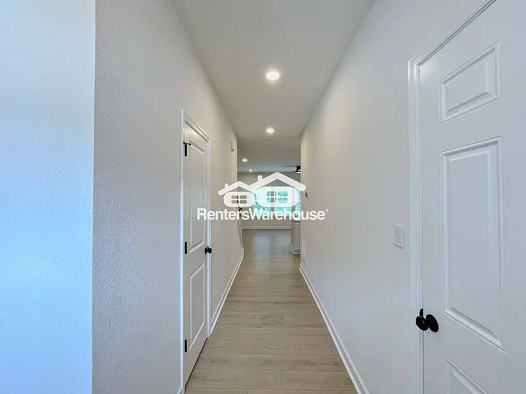 2023 Laycock Ln #103 — Photo 10