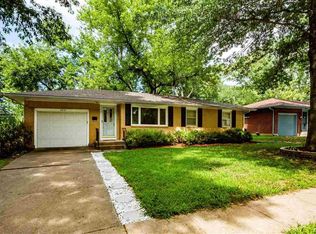 2412 SW 29th Ter, Topeka, KS 66611