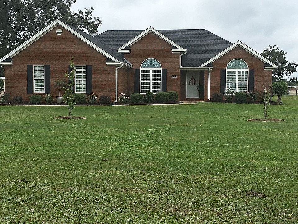1st image of 211 Ambleside Dr