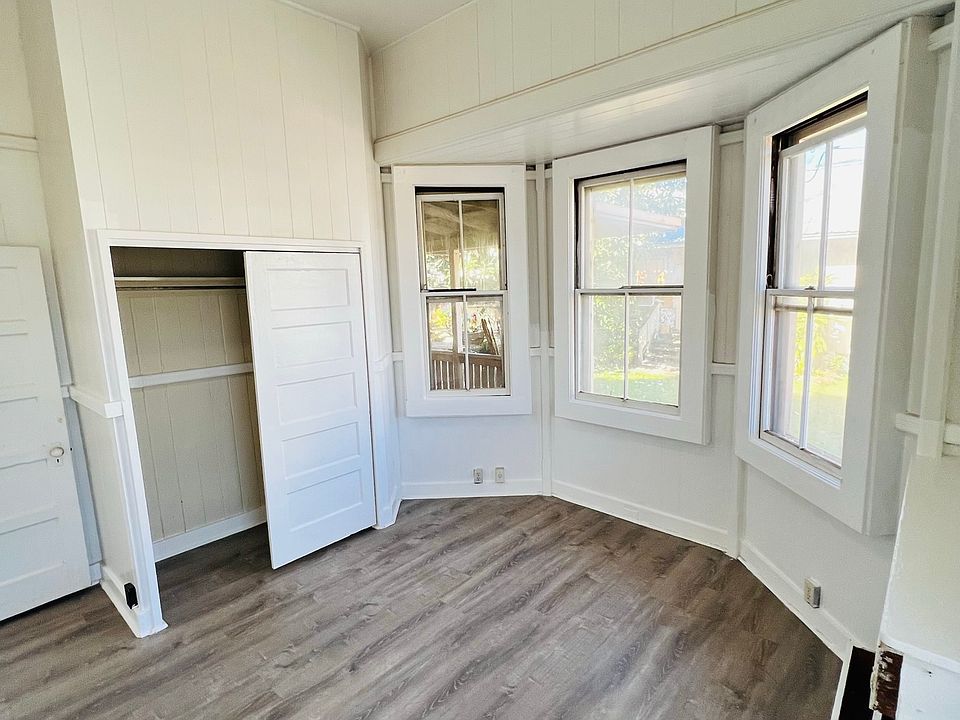 1 of 2 bedrooms