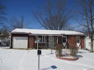 2449 Golfway St, Saint Charles, MO 63301