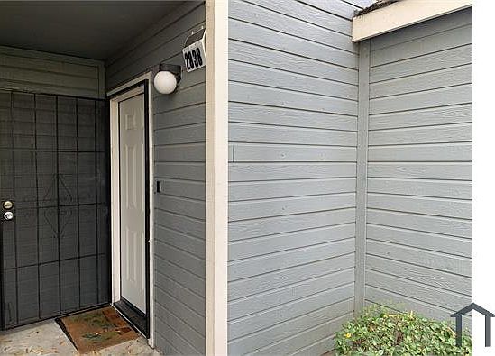 2nd image of 2838 Winding Ln