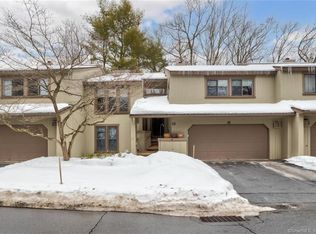 2 Catalpa Ct #2, Avon, CT 06001