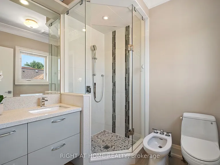 316 Churchill Ave — Photo 28