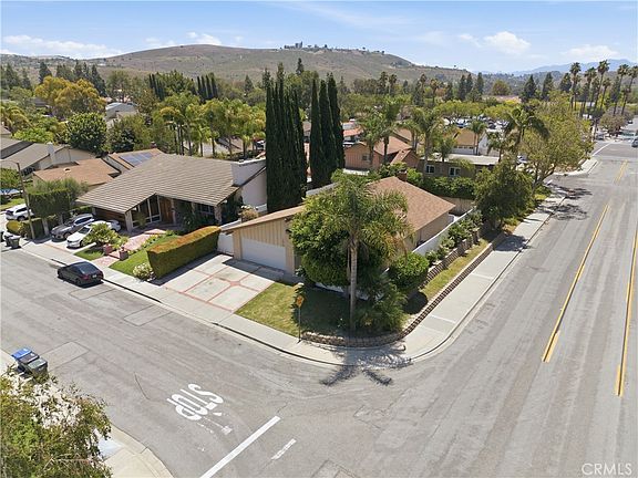 5th image of 1806 Peppertree Ct