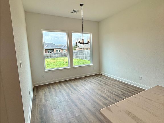 5th image of 10400 T Bury Ln