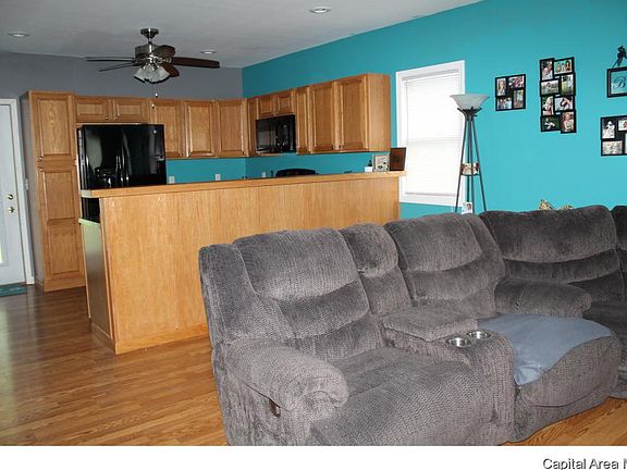 2nd image of 518 N F St