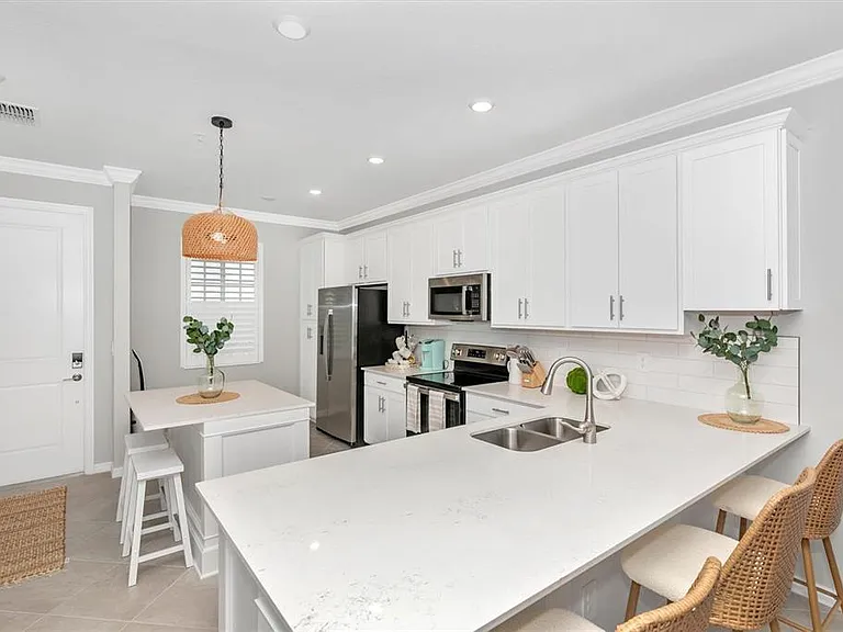 12280 Wellen Golf St #403 — Photo 5