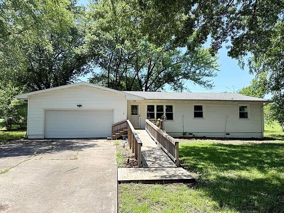 1st image of 1608 Ely Dr