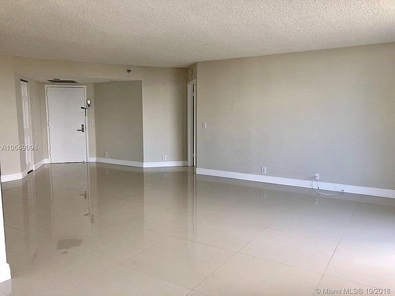5th image of 3500 Mystic Pointe Dr APT 2205