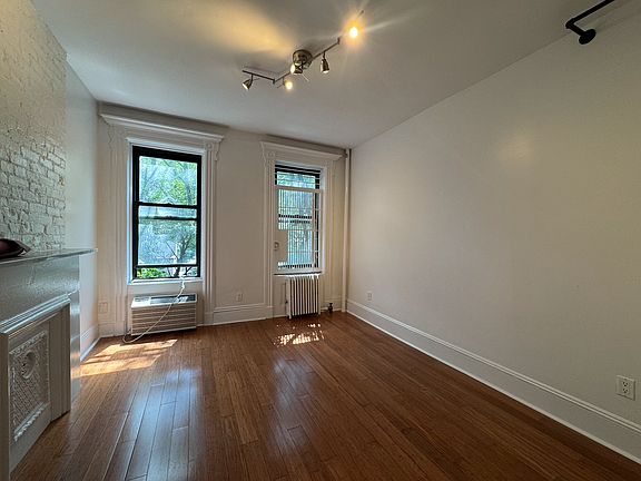 2nd image of 192 Spring St APT 15