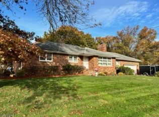 286 Cedar Ave, Somerset, NJ