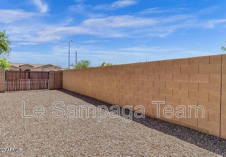 5542 W Kowalsky Ln — Photo 8