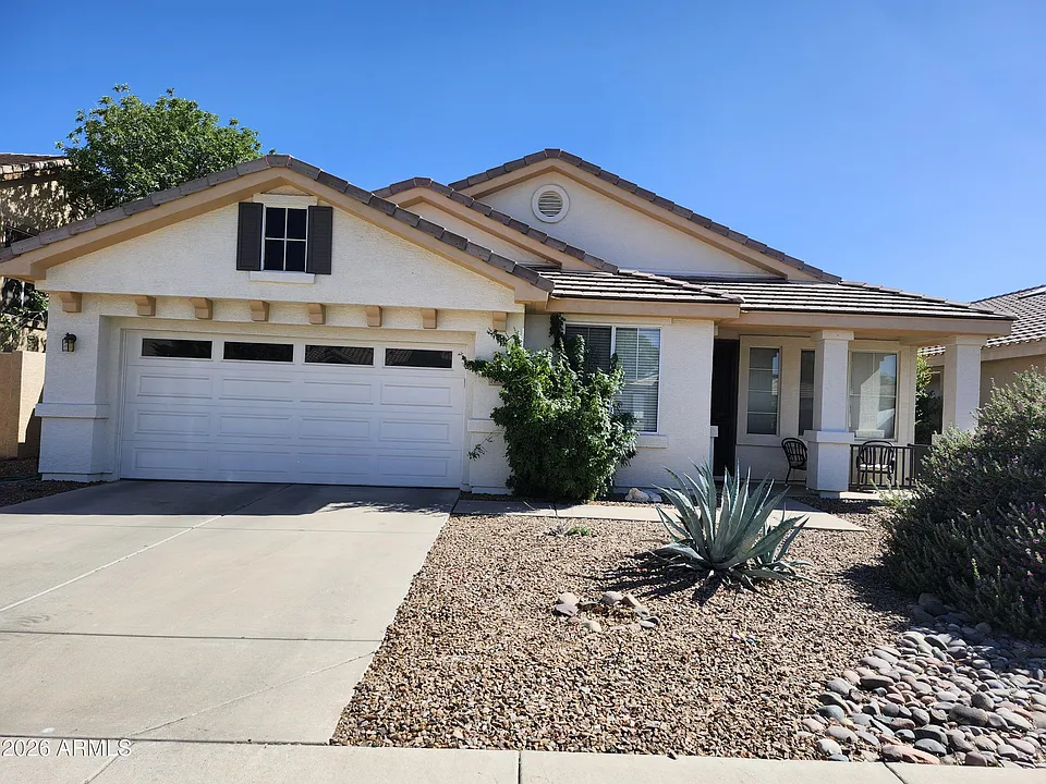 7033 W Irma Ln