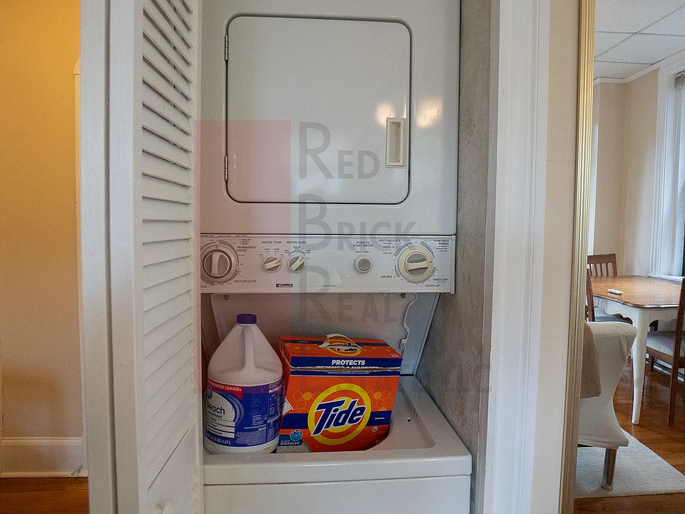 2nd image of 37 Joy St APT 7