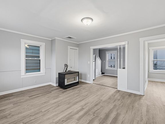 3rd image of 255 Rodman St #3