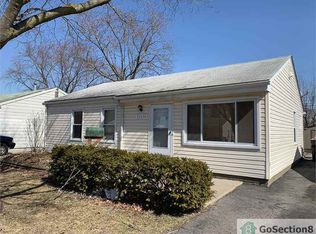 25434 Wiseman St, Roseville, MI 48066