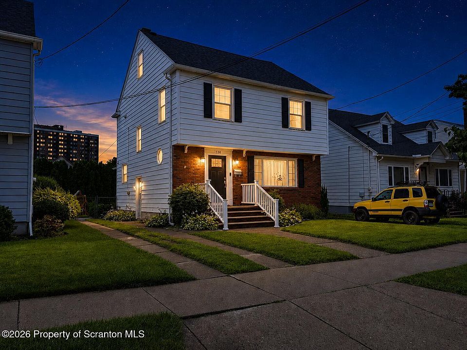 1st image of 228 Wright Ave