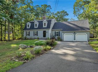 83 Talcott Rd, Guilford, CT 06437