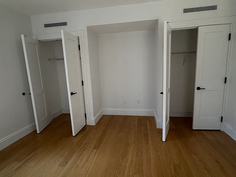 87 Gardner St — Photo 10
