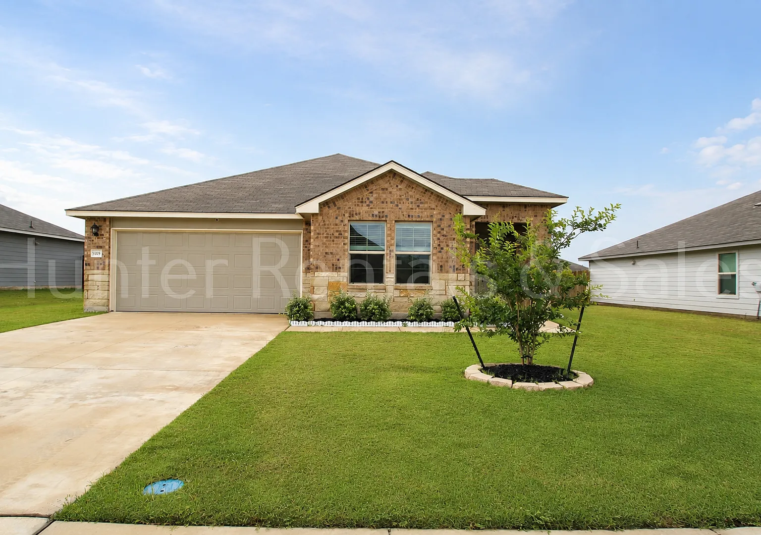 Modern Style Three Bedroom Home — Photo 1