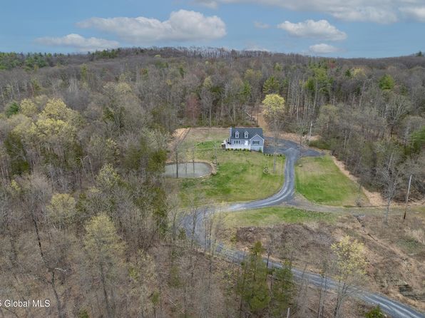 214 Vosenkill Road, Athens, NY 12015