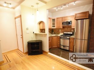 32-06 36th Ave #2D, Astoria, NY 11106