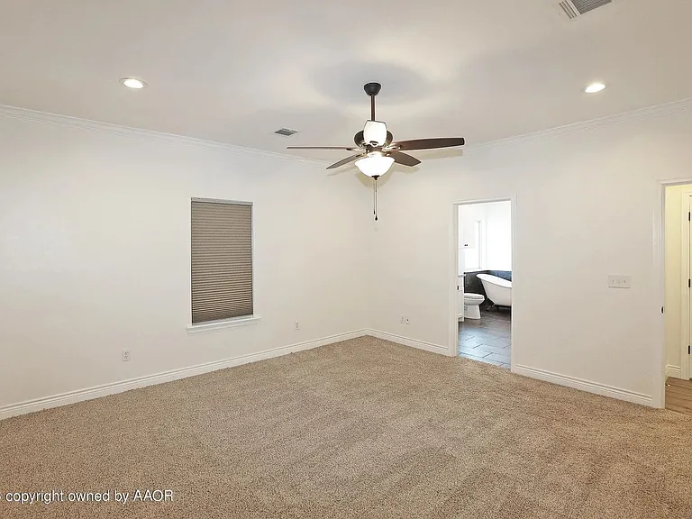 18401 Bradley Ln — Photo 12