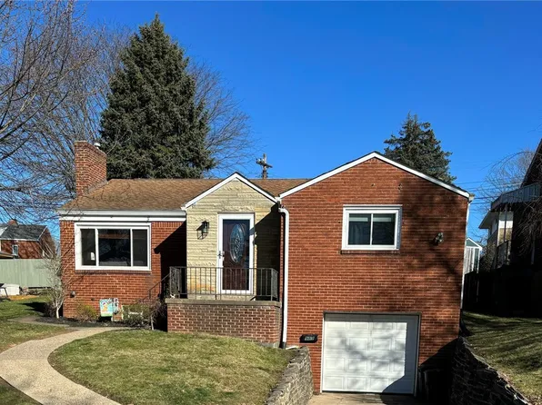 989 Redwood Dr, Pittsburgh, PA 15234