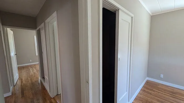 813 Cypress St — Photo 11