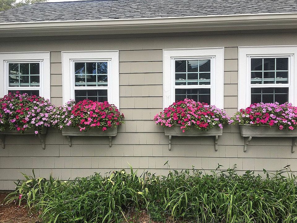 Steps away from Narrow River