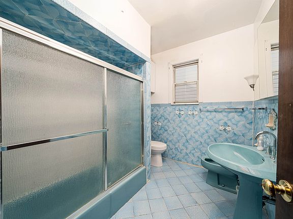 5th image of 354 Belgrove Dr