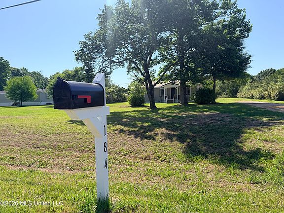 3rd image of 184 Brushy Creek Rd