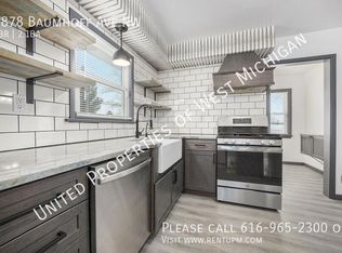 6878 Baumhoff Ave NW, Grand Rapids, MI 49544