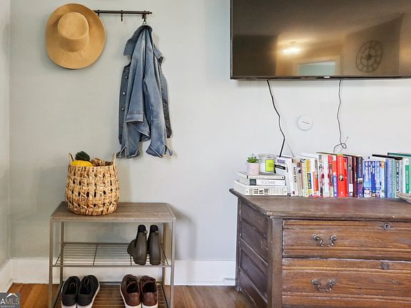 3rd image of 866 Briarcliff Rd NE