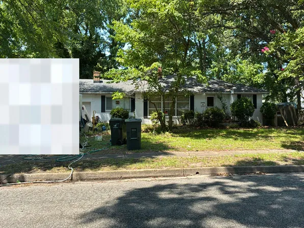 7947 Glade Rd, Norfolk, VA 23518